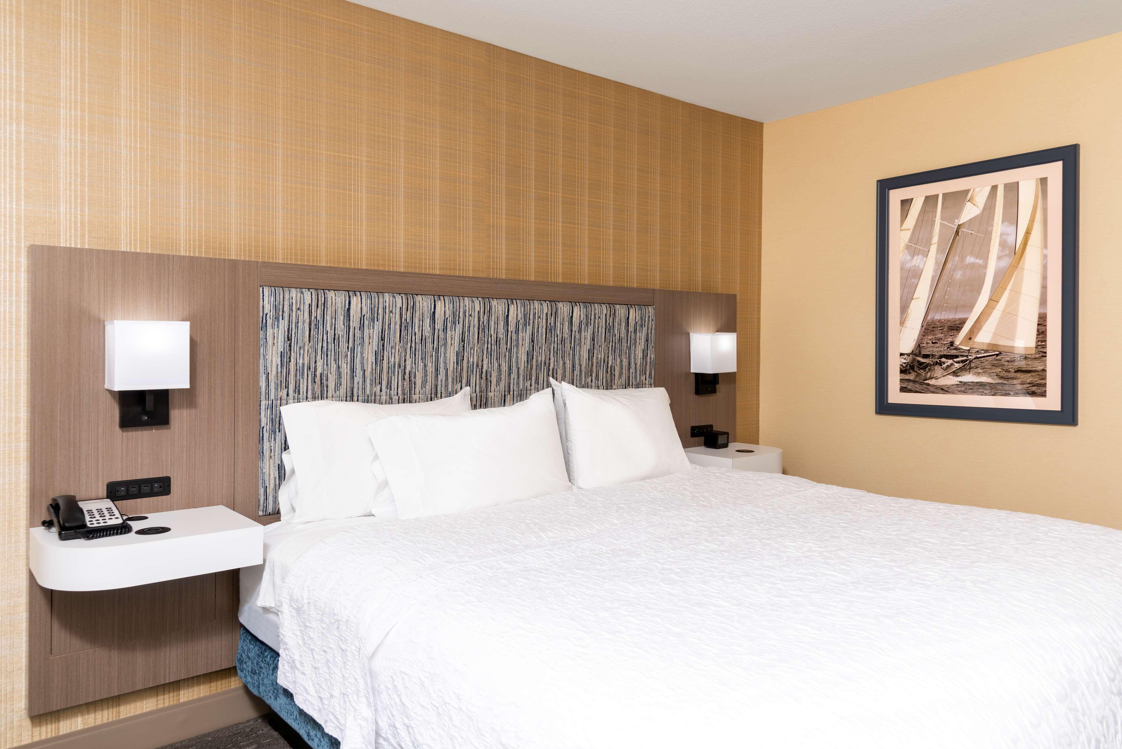 Hotel Hampton 3*