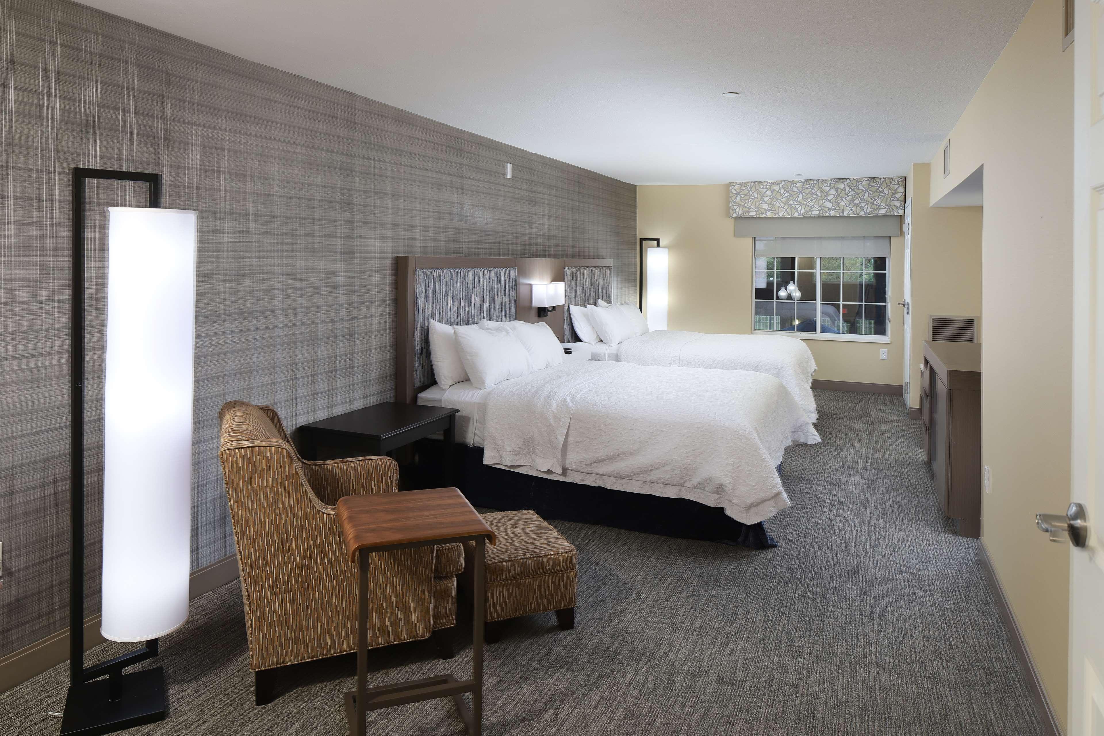 Hotel Hampton 3*