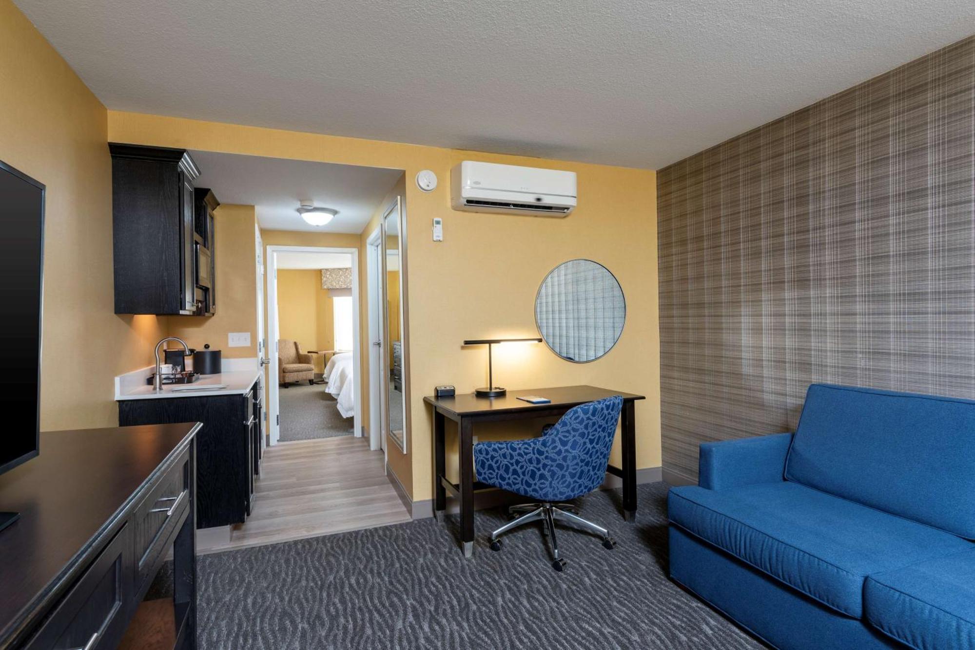 Hampton Hotel